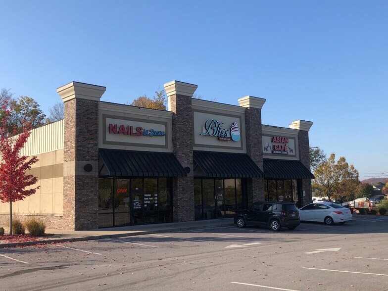 More Photos Of 7110 Rogers Ave, Fort Smith Storefront For Lease