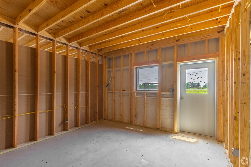 More Photos Of 8320 State Highway 34 S, Quinlan Unknown For Lease