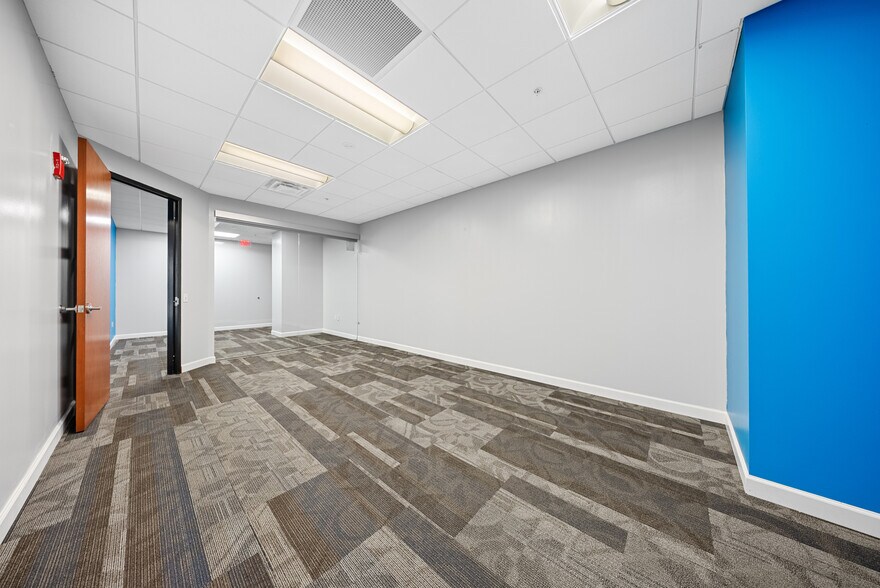 More Photos Of 121-189 S Orange Ave, Orlando Office Residential For Lease