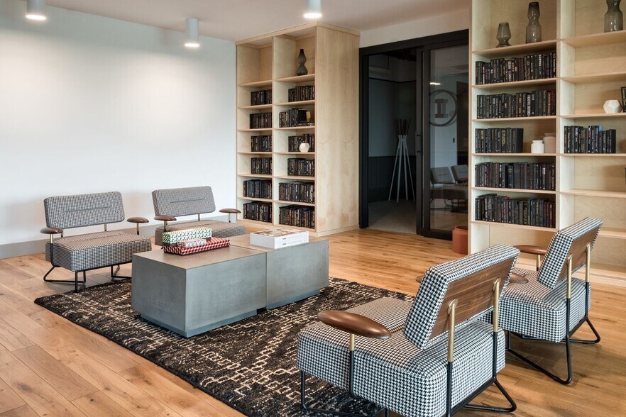 Primary Photo Of 5049 Edwards Ranch Rd, Fort Worth Coworking Space