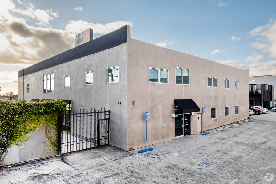 Primary Photo Of 2250 S Barrington Ave, Los Angeles Warehouse For Sale