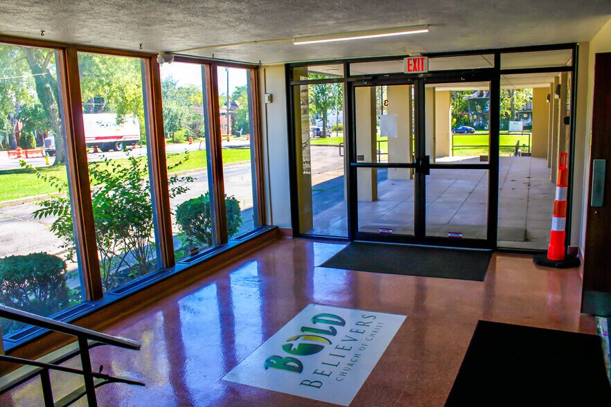 More Photos Of 1306 Salem Ave, Dayton Religious Facility For Lease