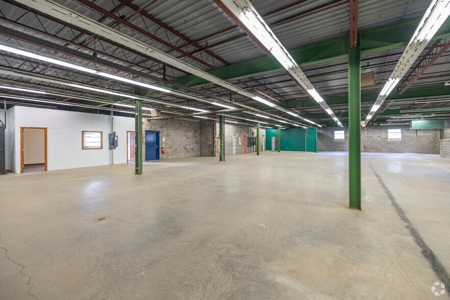 More Photos Of 1 Main St, Shirley Light Distribution For Lease