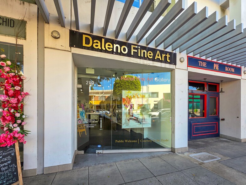 More Photos Of 208-214 S Beverly Dr, Beverly Hills General Retail For Sale