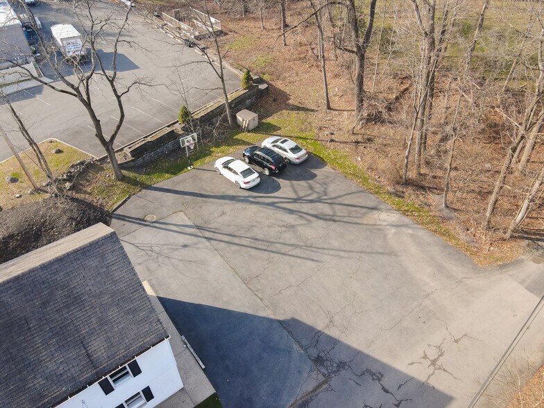 More Photos Of 593 Ramapo Valley Rd, Oakland Medical For Lease