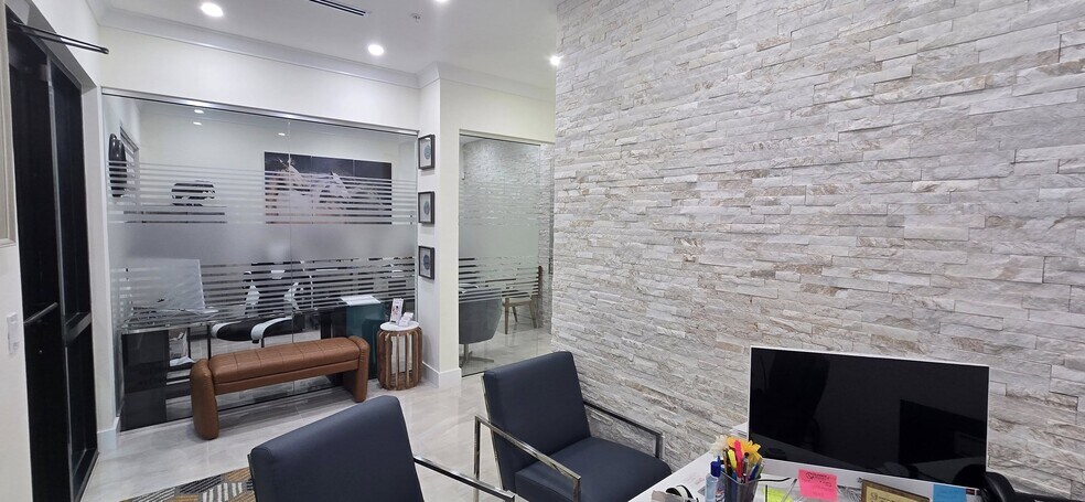 More Photos Of 9200 Belvedere Rd, Royal Palm Beach Office For Sale