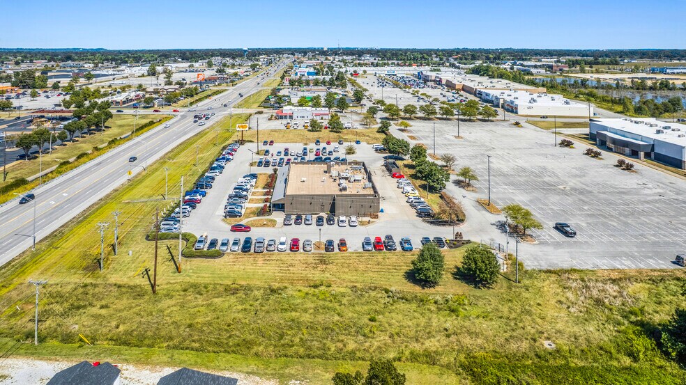 More Photos Of 5311 Frederica St, Owensboro Restaurant For Sale