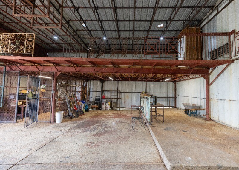 More Photos Of 4824 Pontchartrain Dr, Slidell Light Manufacturing For Sale