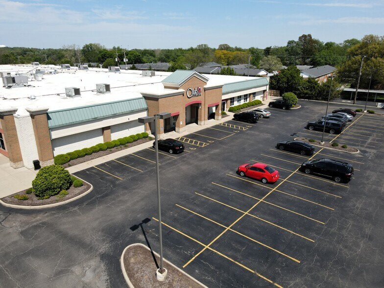 More Photos Of 890-896 S Main St, Centerville Storefront For Sale