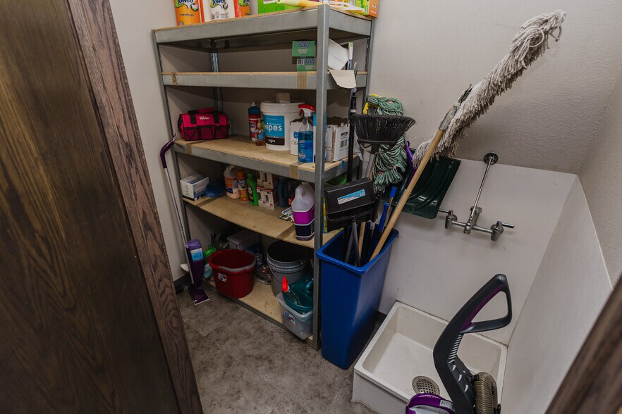 More Photos Of 429 S 119th St W, Wichita Office For Sale