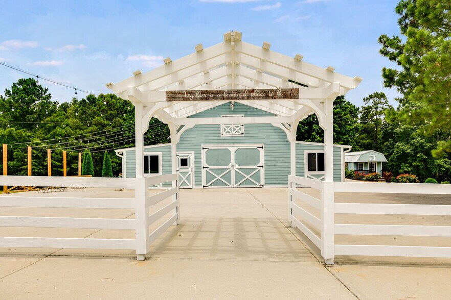 More Photos Of 100 McPherson Rd, Villa Rica Lodge Meeting Hall For Sale