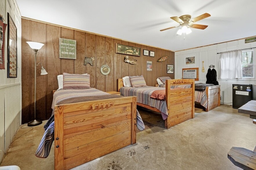 More Photos Of 400 Mulberry Gap Rd, Ellijay Hospitality For Sale