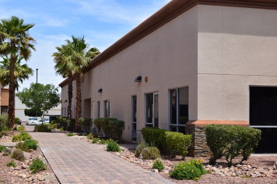 More Photos Of 4974 S Rainbow Blvd, Las Vegas Office For Sale