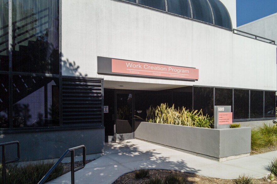 More Photos Of 6089 Bristol Pky, Culver City Loft Creative Space For Lease