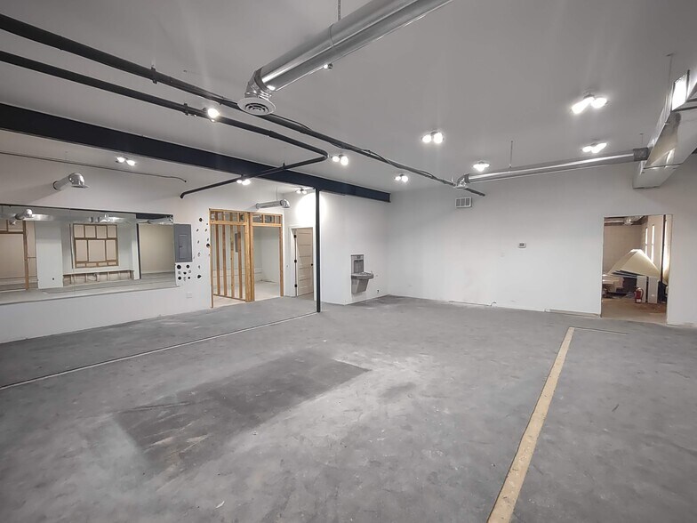 More Photos Of 3803 Niagara St, Denver Freestanding For Lease