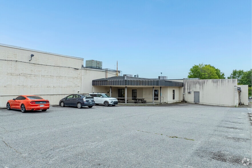 More Photos Of 1010-1012 Broughton St, Orangeburg Freestanding For Sale