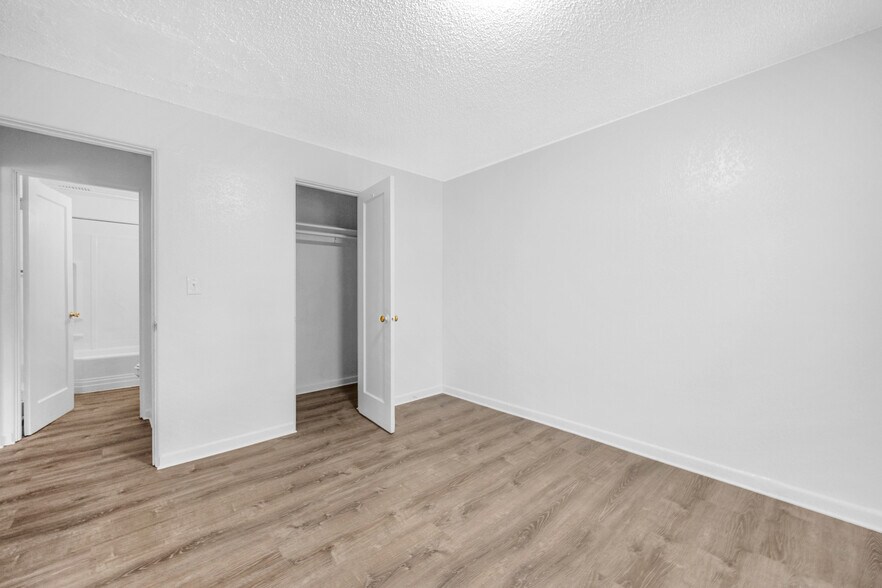 More Photos Of 2424 E Denny Way, Seattle Apartments For Sale