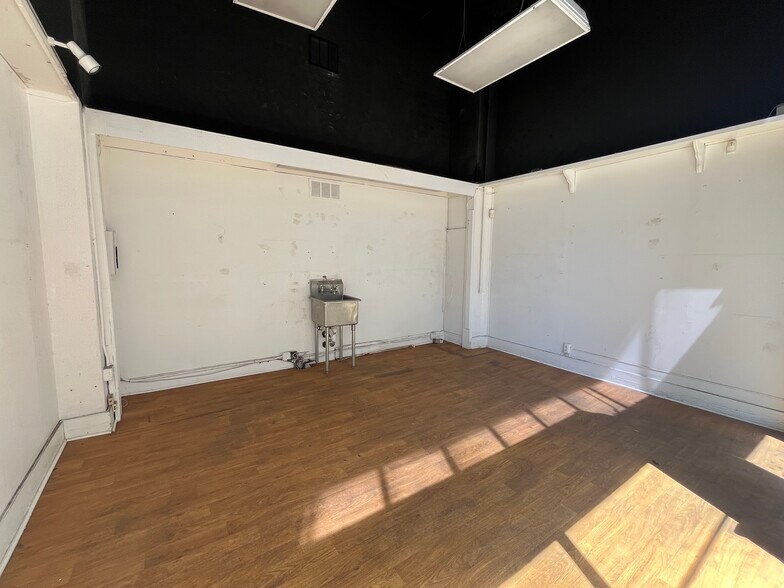 More Photos Of 1904 Franklin St, Oakland Office For Lease