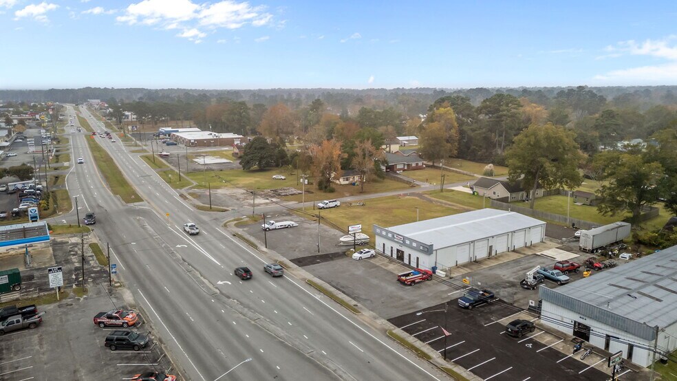 More Photos Of 806 E Main St, Havelock General Retail For Sale