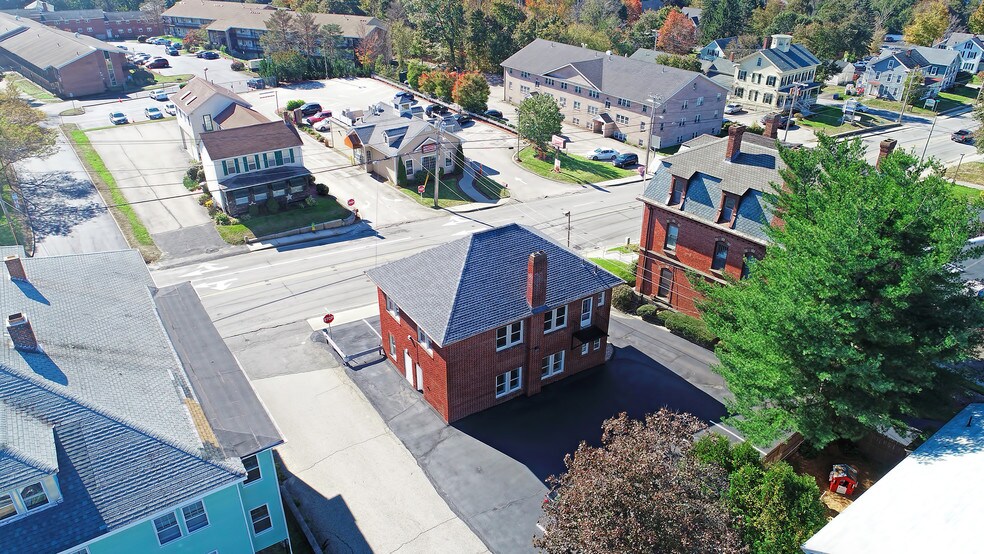 More Photos Of 1078 Main St, Leicester Coworking Space