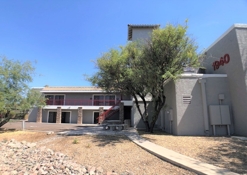 More Photos Of 1940 E Thunderbird Rd, Phoenix Medical For Lease