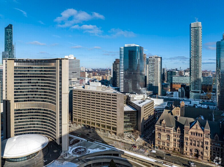 More Photos Of 483 Bay St, Toronto Office For Sale