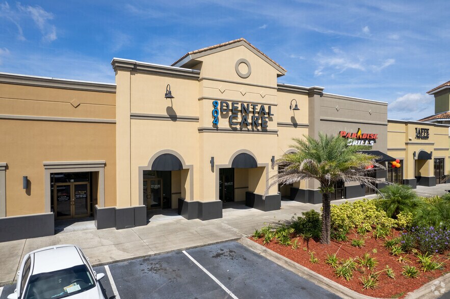 More Photos Of 8206 Philips Hwy, Jacksonville Storefront For Lease