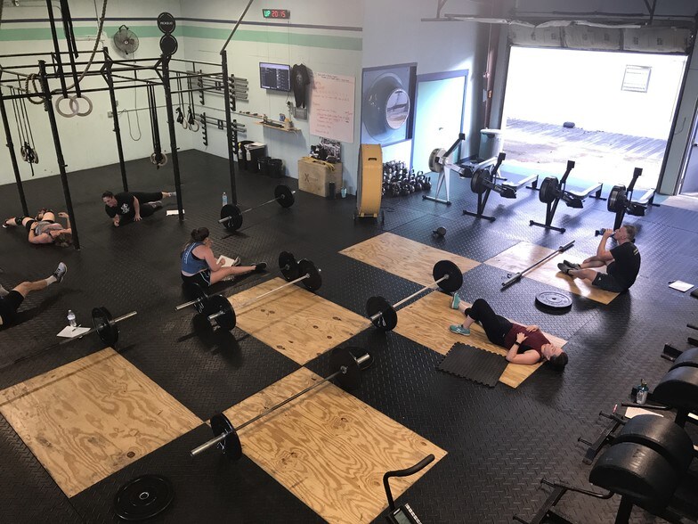 More Photos Of 2385 Corbett St, Jacksonville Warehouse For Lease