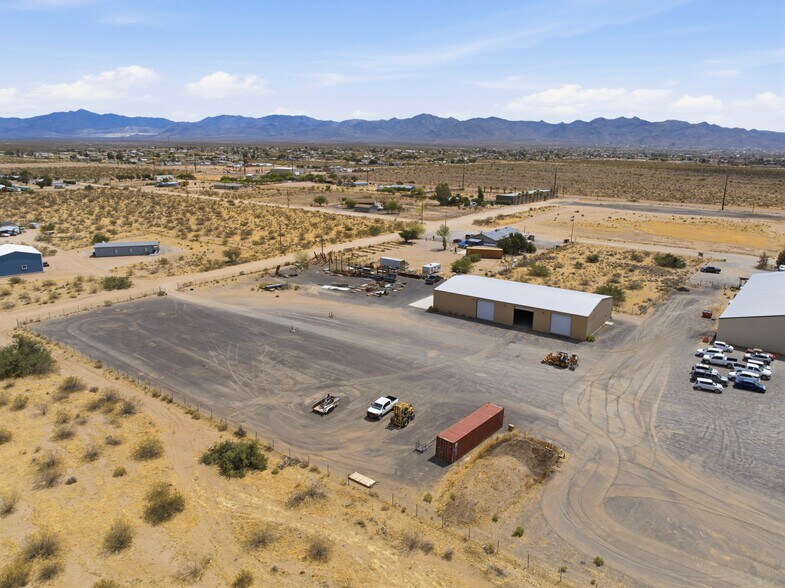 More Photos Of 1125 N Lowell Rd, Golden Valley General Retail For Lease