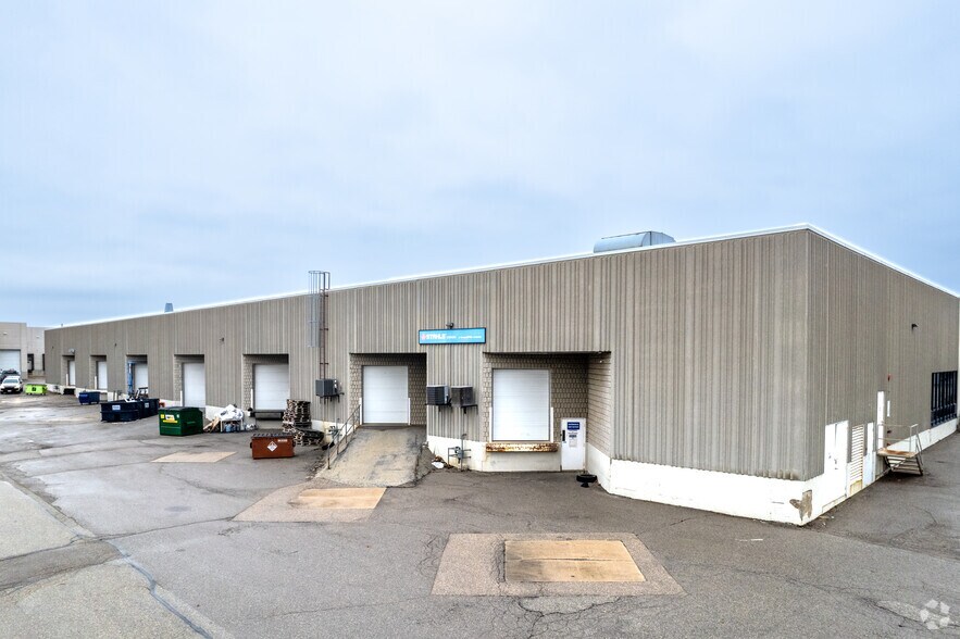 More Photos Of 110 Snow Blvd, Vaughan Manufacturing For Lease