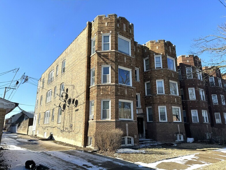 Primary Photo Of 10842-10844 S Eberhart Ave, Chicago Apartments For Sale