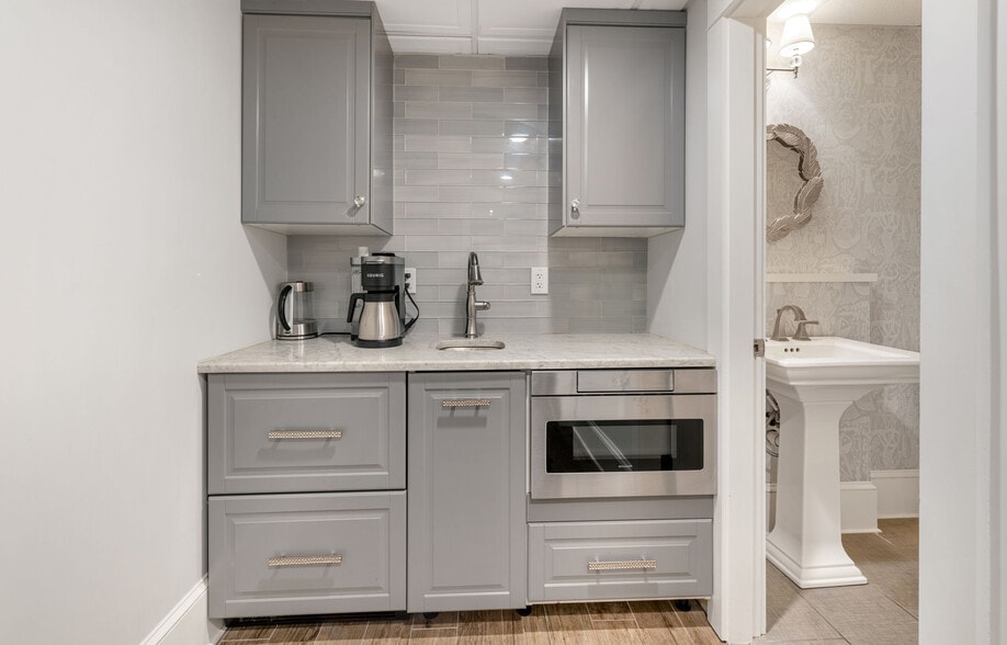 More Photos Of 520 S Water St, Providence Office Residential For Sale