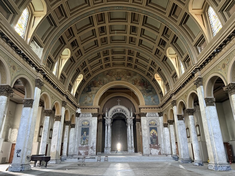 More Photos Of 3500 Montgomery Rd, Cincinnati Religious Facility For Sale