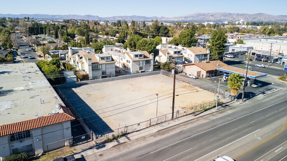 More Photos Of 7541 Sepulveda Blvd, Van Nuys Land For Sale