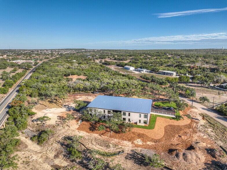 More Photos Of 1878 Herbelin Rd, New Braunfels Office For Sale
