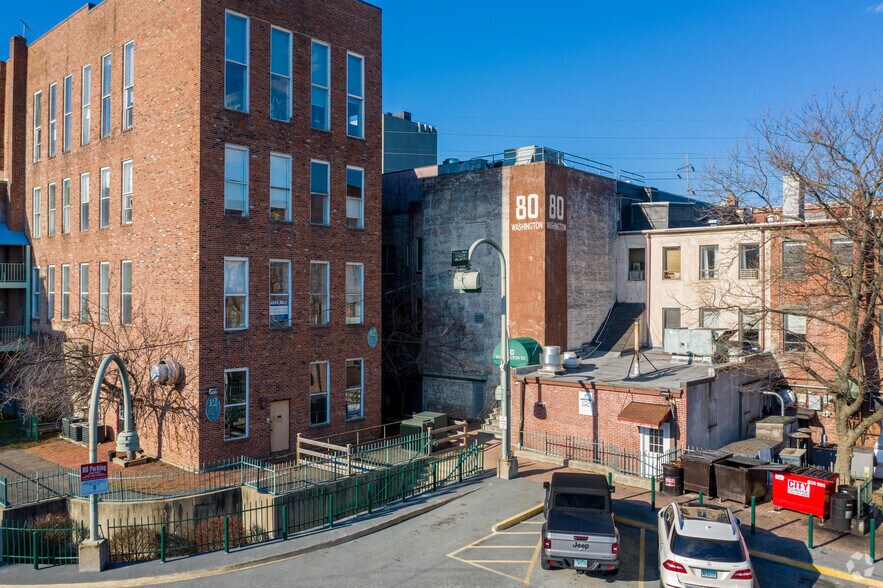More Photos Of 123 Washington St, Norwalk Unknown For Lease
