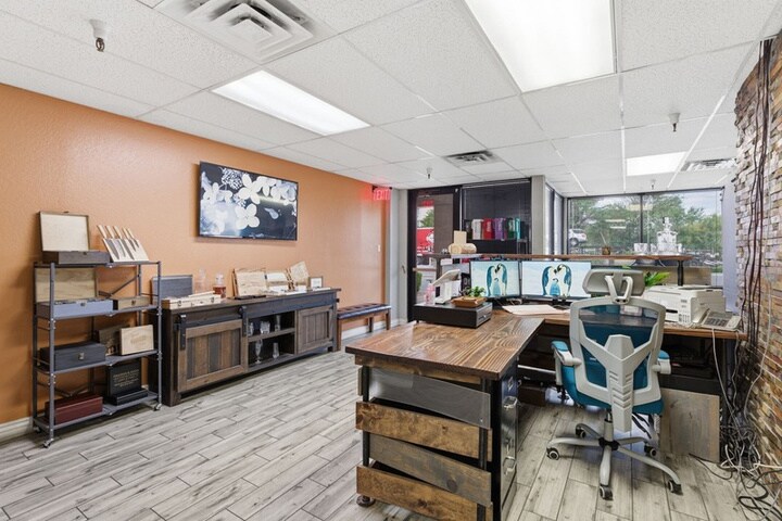 More Photos Of 7411 W Boston St, Chandler Warehouse For Lease