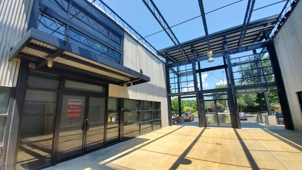 More Photos Of 1425 Ellsworth Industrial Dr, Atlanta Storefront Retail Office For Lease