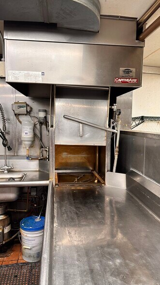 More Photos Of 749 James St, Chicopee Restaurant For Sale