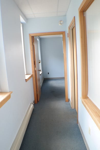 More Photos Of 117-123 Mill St, Orono Office Residential For Sale