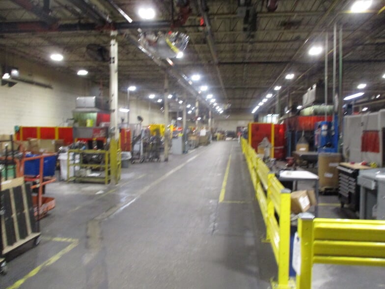 More Photos Of 2800 Estes St, Norton Shores Manufacturing For Sale