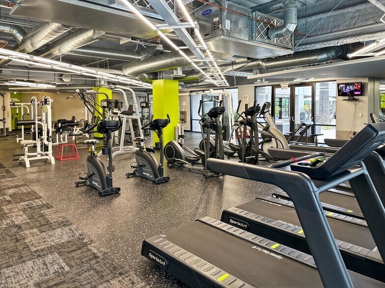 More Photos Of 135 S State College Blvd, Brea Office For Lease