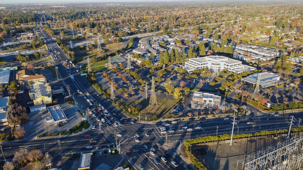 More Photos Of 390 Bicentennial Cir, Sacramento Freestanding For Lease