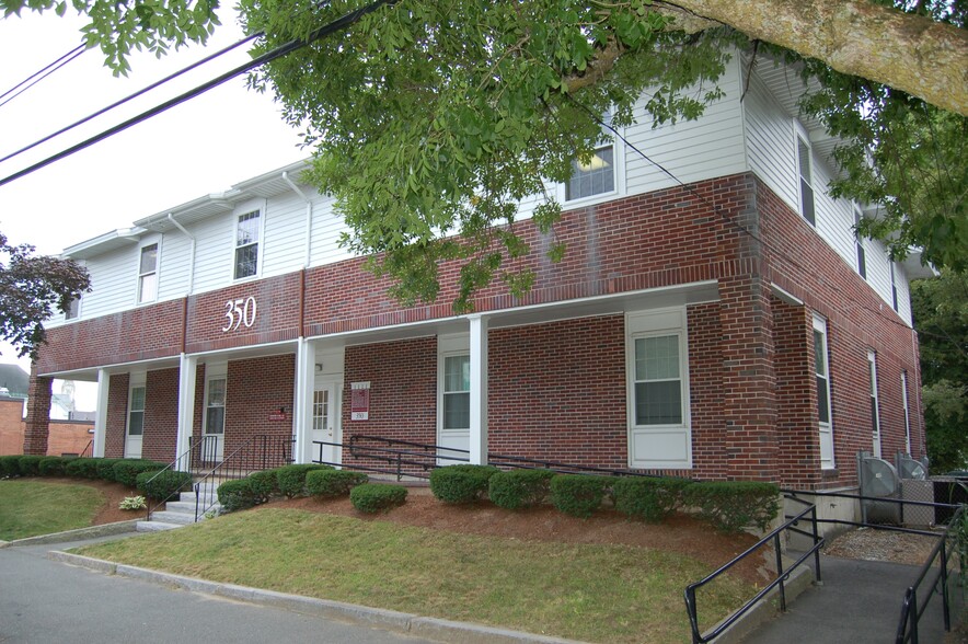 Primary Photo Of 350 Main St, Haverhill Medical For Lease