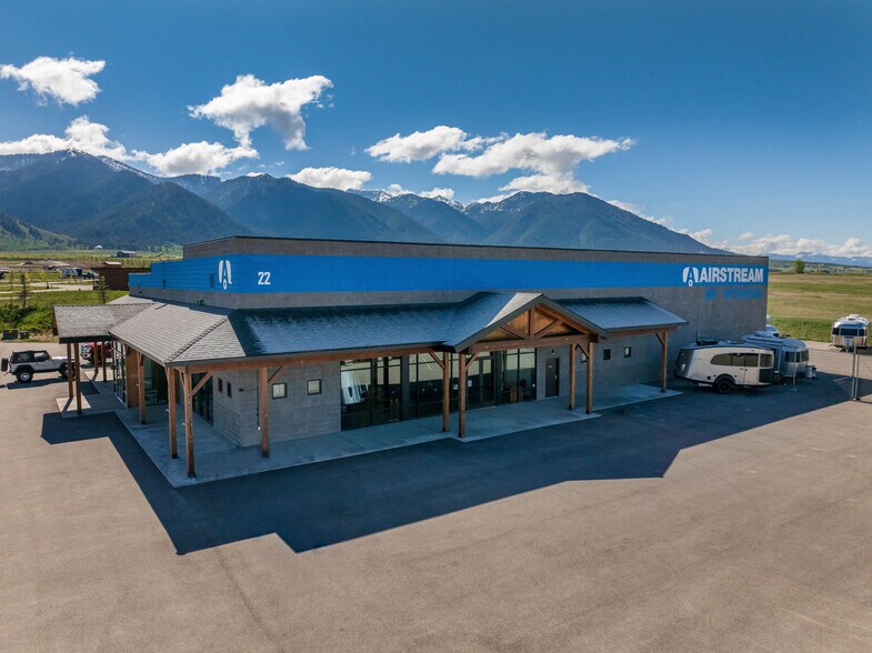 More Photos Of 22 Rorke rd, Etna General Retail For Sale