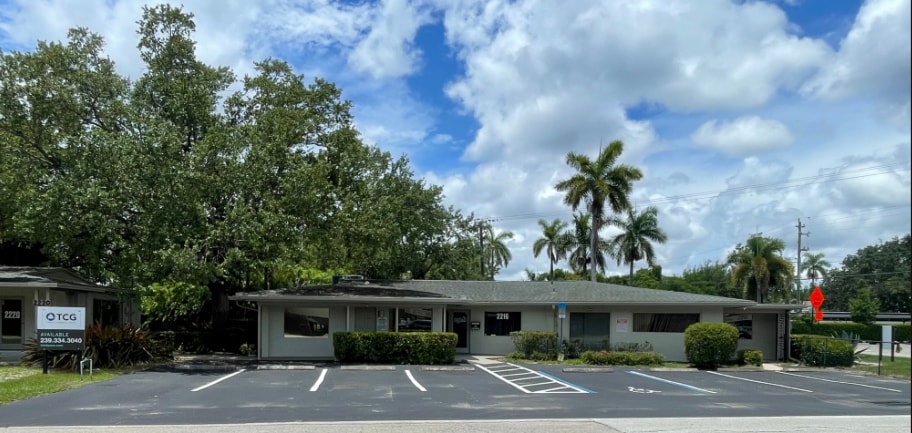 Primary Photo Of 2216/2220 Altamont Ave, Fort Myers Loft Creative Space For Sale