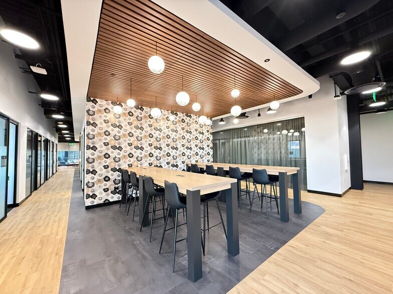 More Photos Of 23710 Schooler Plz, Brambleton Coworking Space