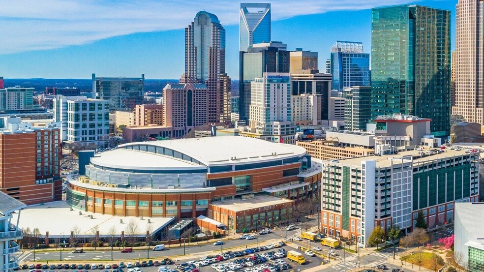 More Photos Of 810 E 7th St, Charlotte Apartments For Lease