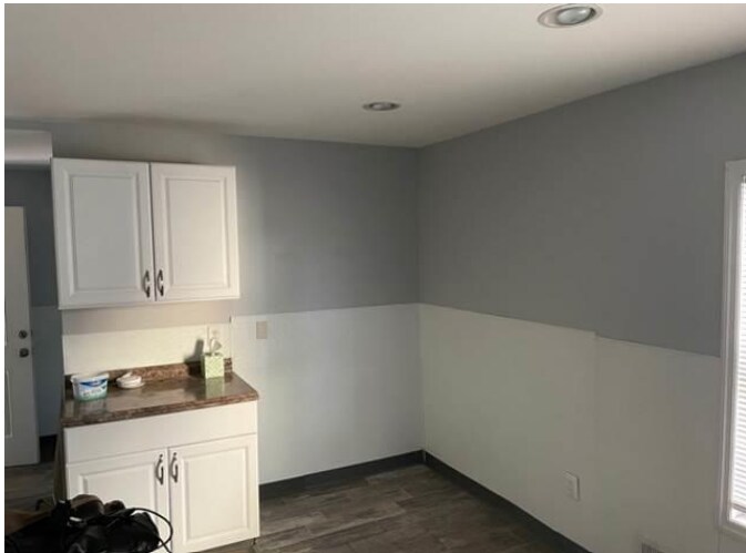 More Photos Of 725 N Wood Ave, Linden Storefront Retail Residential For Lease