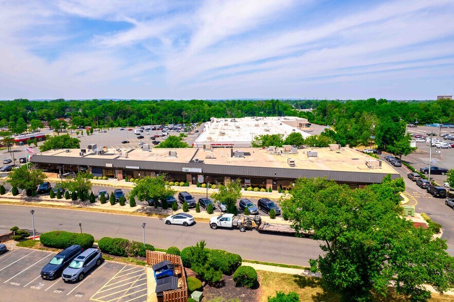 More Photos Of 1500 Saint Georges Ave, Avenel Medical For Sale